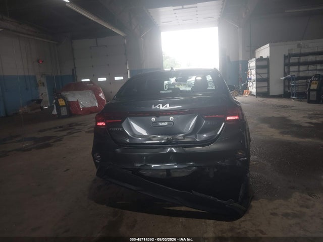 2022 Kia Forte Lxs მანქანა იყიდება აუქციონზე, vin: 3KPF24AD8NE495494, აუქციონის ნომერი: 45714392