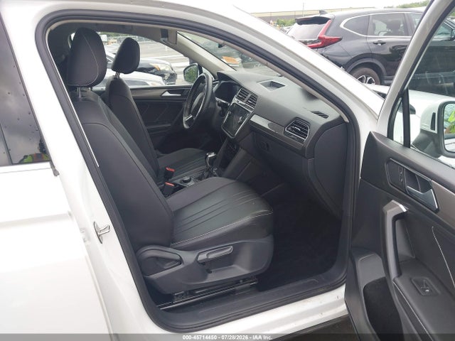 Продажа на аукционе авто 2022 Volkswagen Tiguan 2.0t Se, vin: 3VV2B7AX2NM078017, номер лота: 45714450