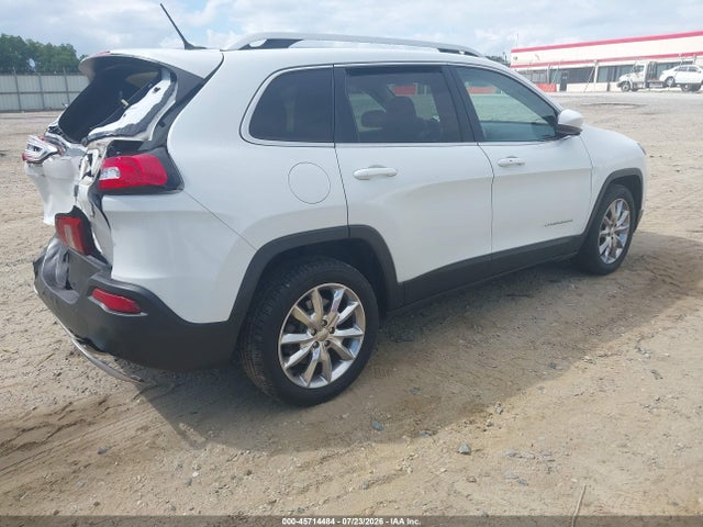 Auction sale of the 2015 Jeep Cherokee Limited, vin: 1C4PJLDS3FW573571, lot number: 45714484