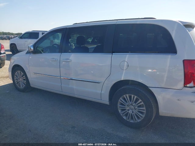 Продаж на аукціоні авто 2015 Chrysler Town & Country Touring-l, vin: 2C4RC1CG8FR619988, номер лоту: 45714494