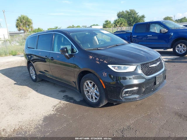 Продажа на аукционе авто 2024 Chrysler Pacifica Touring L, vin: 2C4RC1BG5RR147075, номер лота: 45714496