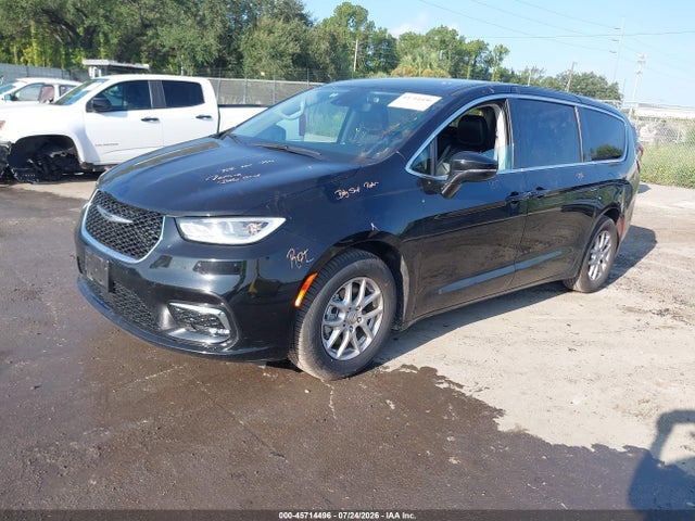 Продажа на аукционе авто 2024 Chrysler Pacifica Touring L, vin: 2C4RC1BG5RR147075, номер лота: 45714496