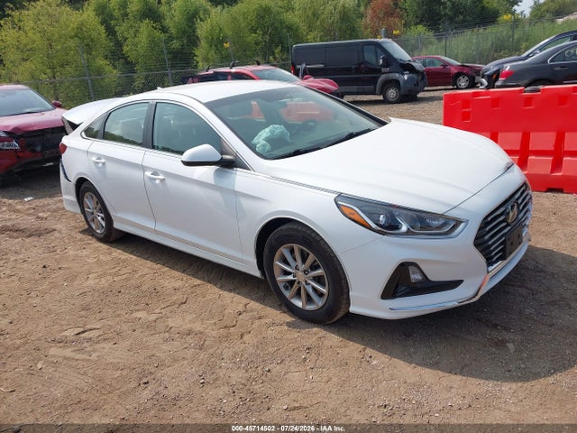 Продажа на аукционе авто 2019 Hyundai Sonata Se, vin: 5NPE24AF9KH782363, номер лота: 45714502