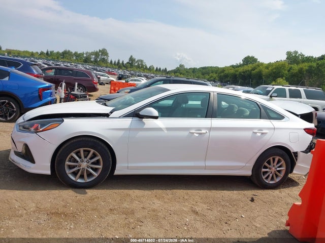 Продажа на аукционе авто 2019 Hyundai Sonata Se, vin: 5NPE24AF9KH782363, номер лота: 45714502