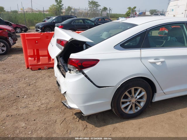 Продажа на аукционе авто 2019 Hyundai Sonata Se, vin: 5NPE24AF9KH782363, номер лота: 45714502