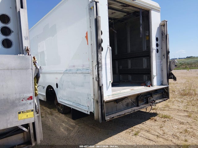 45714505 :رقم المزاد ، 1F65F5KY5G0A13554 vin ، 2016 Ford F-59 Commercial Stripped مزاد بيع