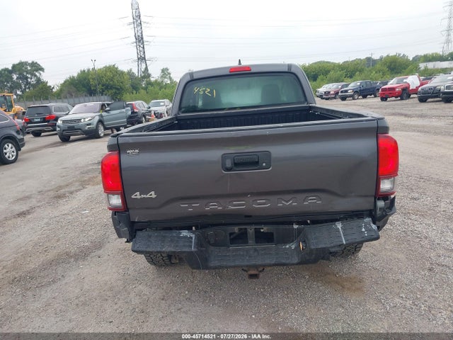 Продаж на аукціоні авто 2018 Toyota Tacoma Sr, vin: 5TFSX5EN7JX062851, номер лоту: 45714521