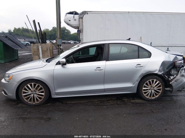 Продажа на аукционе авто 2014 Volkswagen Jetta 1.8t Sel, vin: 3VWL17AJ1EM360549, номер лота: 45714533