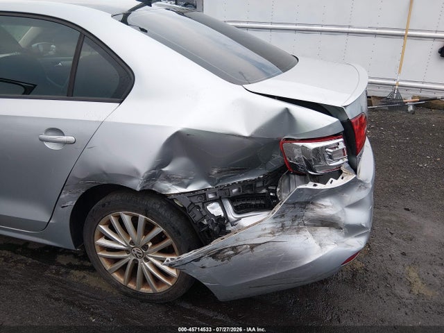 Продажа на аукционе авто 2014 Volkswagen Jetta 1.8t Sel, vin: 3VWL17AJ1EM360549, номер лота: 45714533