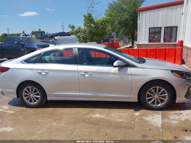Продаж на аукціоні авто 2018 Hyundai Sonata Eco, vin: 5NPE24AA8JH699185, номер лоту: 45714612