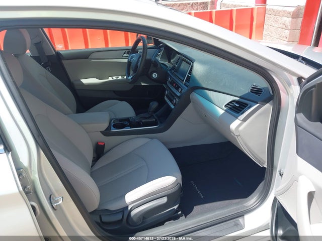 Продаж на аукціоні авто 2018 Hyundai Sonata Eco, vin: 5NPE24AA8JH699185, номер лоту: 45714612