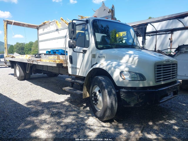 45714728 :رقم المزاد ، 1FVACWFC6JHJR3178 vin ، 2018 Freightliner M2 106 مزاد بيع
