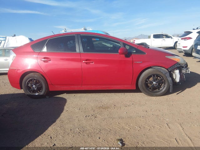 Toyota Prius Three 2014 JTDKN3DU8E1774717 Image 13