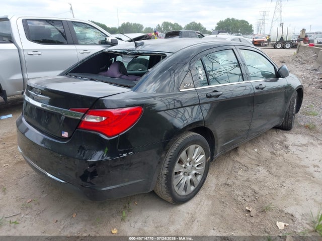 45714770 :رقم المزاد ، 1C3CCBAB4EN146352 vin ، 2014 Chrysler 200 Lx مزاد بيع