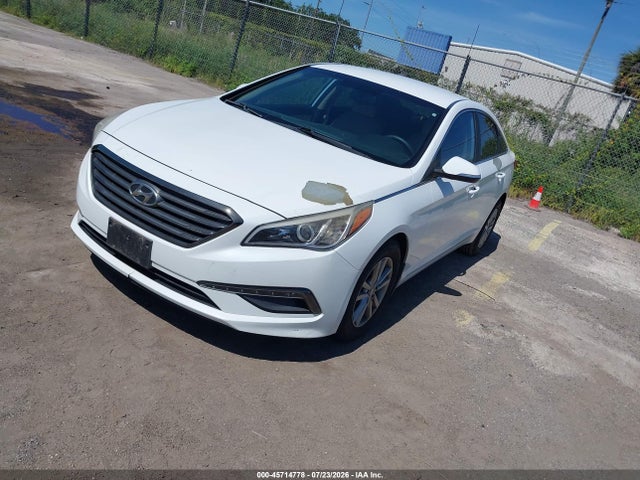 Продажа на аукционе авто 2015 Hyundai Sonata Eco, vin: 5NPE24AA7FH156336, номер лота: 45714778