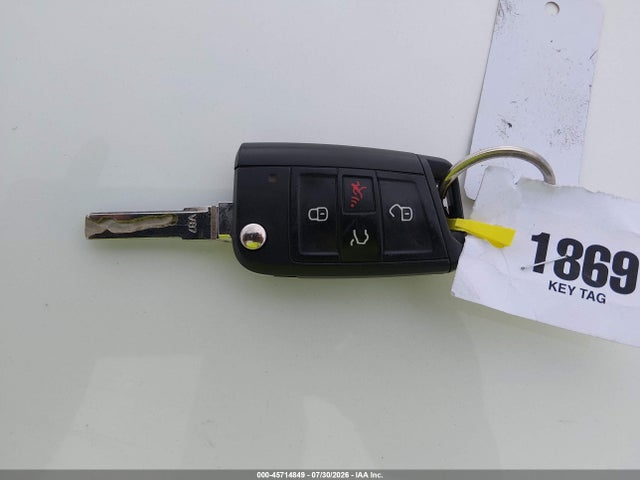 45714849 :رقم المزاد ، WVWWA7AU7KW174746 vin ، 2019 Volkswagen Golf R 2.0t W/dcc   Navigation مزاد بيع