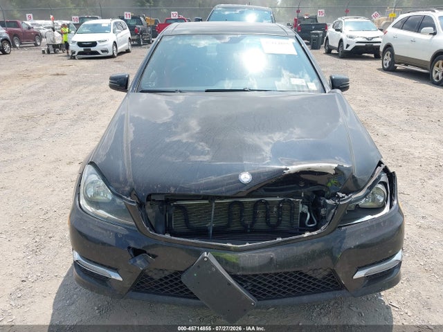 45714855 :رقم المزاد ، WDDGF8AB5DR248179 vin ، 2013 Mercedes-benz C 300 Sport 4matic مزاد بيع