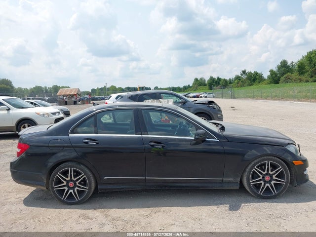 45714855 :رقم المزاد ، WDDGF8AB5DR248179 vin ، 2013 Mercedes-benz C 300 Sport 4matic مزاد بيع
