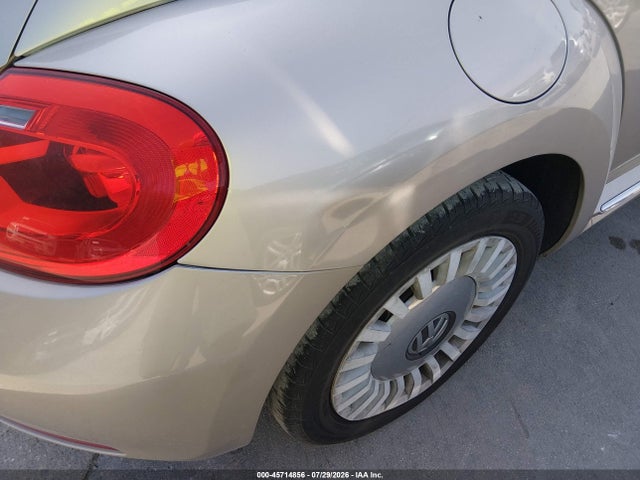 Продаж на аукціоні авто 2013 Volkswagen Beetle 2.5l, vin: 3VW5P7AT8DM817994, номер лоту: 45714856