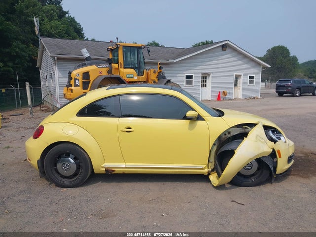 Продажа на аукционе авто 2014 Volkswagen Beetle 2.5l, vin: 3VWJP7AT0EM610953, номер лота: 45714868