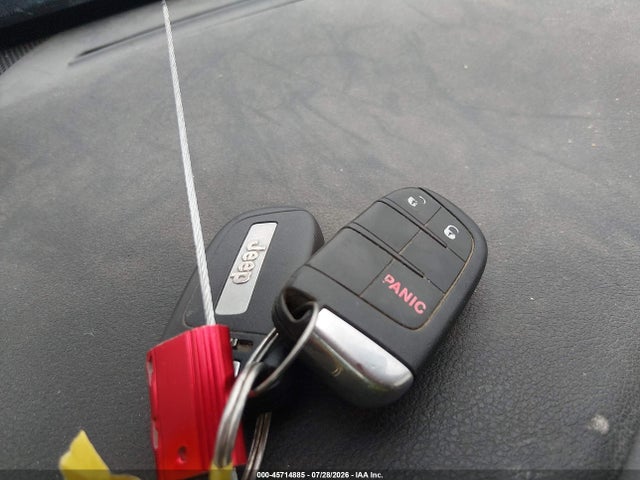 45714885 :رقم المزاد ، ZACCJBAB7HPG20579 vin ، 2017 Jeep Renegade Sport مزاد بيع
