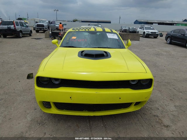 Продажа на аукционе авто 2016 Dodge Challenger 392 Hemi Scat Pack Shaker, vin: 2C3CDZFJ6GH185459, номер лота: 45714893