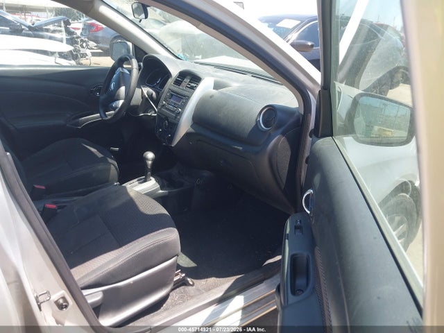 3N1CN7AP8JL876521 Nissan Versa 1.6 Sv