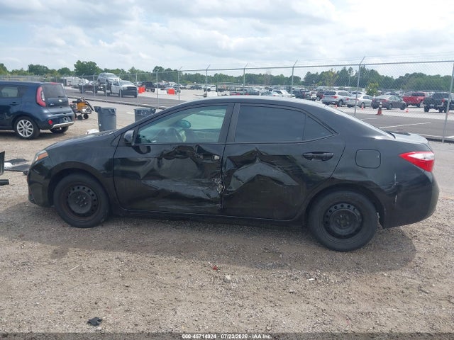 45714924 :رقم المزاد ، 5YFBURHE1FP192268 vin ، 2015 Toyota Corolla Le مزاد بيع