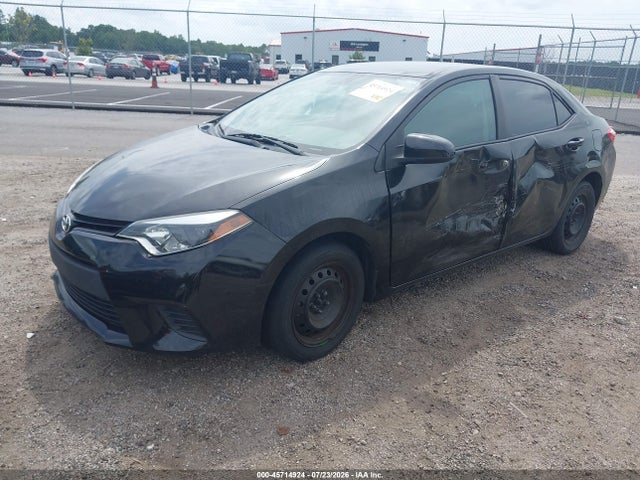 45714924 :رقم المزاد ، 5YFBURHE1FP192268 vin ، 2015 Toyota Corolla Le مزاد بيع