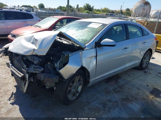 2015 Hyundai Sonata Se მანქანა იყიდება აუქციონზე, vin: 5NPE24AF5FH119314, აუქციონის ნომერი: 45714925