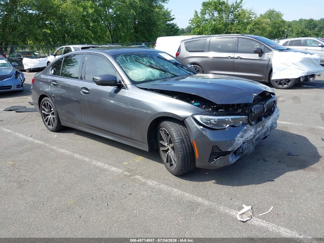 45714957 :رقم المزاد ، 3MW5R7J02N8C23928 vin ، 2022 Bmw 330i Xdrive مزاد بيع