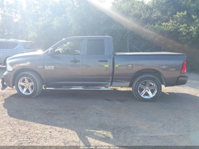 2018 Ram 1500 Express  4x4 6'4 Box მანქანა იყიდება აუქციონზე, vin: 1C6RR7FT5JS190639, აუქციონის ნომერი: 45714968