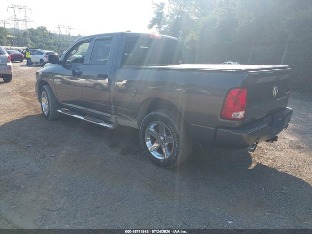 2018 Ram 1500 Express  4x4 6'4 Box მანქანა იყიდება აუქციონზე, vin: 1C6RR7FT5JS190639, აუქციონის ნომერი: 45714968