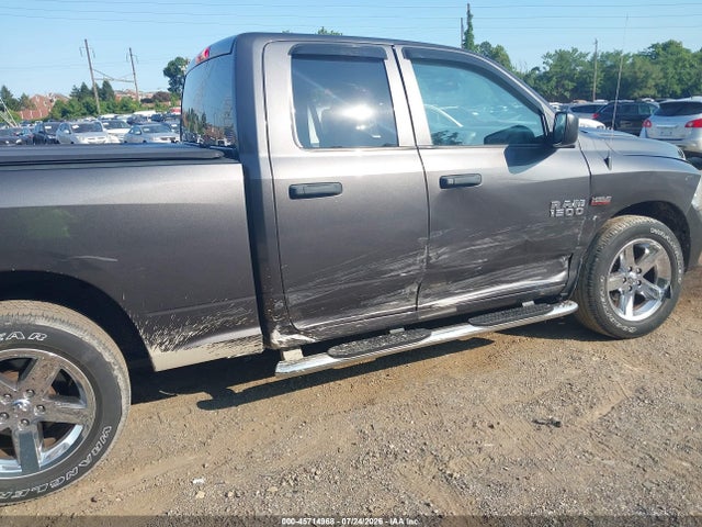 2018 Ram 1500 Express  4x4 6'4 Box მანქანა იყიდება აუქციონზე, vin: 1C6RR7FT5JS190639, აუქციონის ნომერი: 45714968