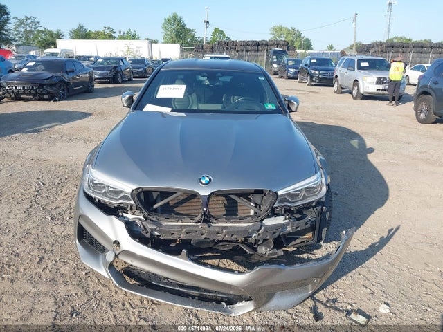 45714994 :رقم المزاد ، WBSJF0C5XJB283239 vin ، 2018 Bmw M5 مزاد بيع