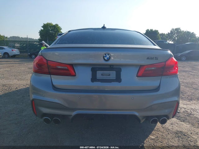 45714994 :رقم المزاد ، WBSJF0C5XJB283239 vin ، 2018 Bmw M5 مزاد بيع