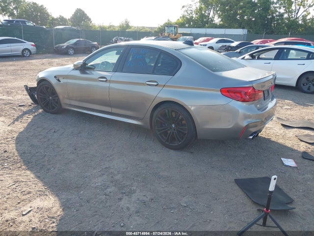 45714994 :رقم المزاد ، WBSJF0C5XJB283239 vin ، 2018 Bmw M5 مزاد بيع