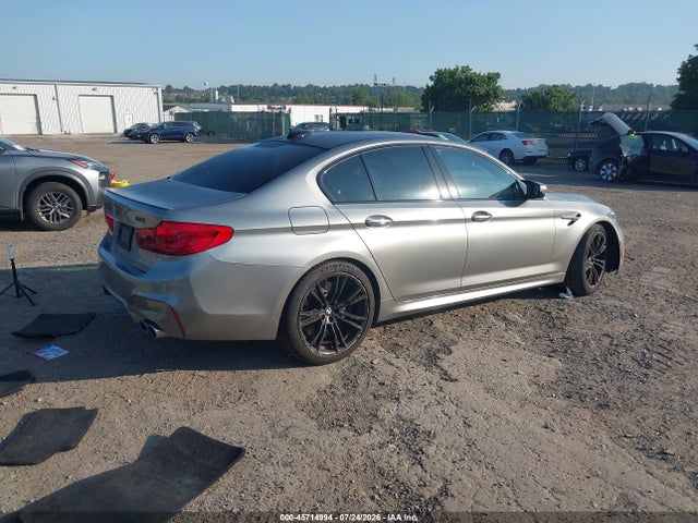 45714994 :رقم المزاد ، WBSJF0C5XJB283239 vin ، 2018 Bmw M5 مزاد بيع