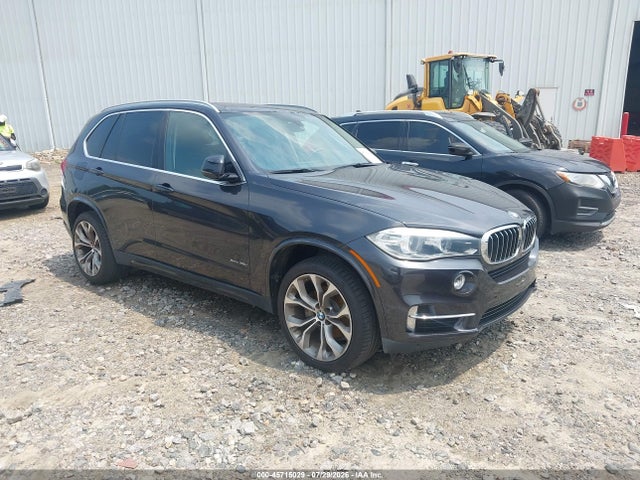 45715029 :رقم المزاد ، 5UXKR0C5XF0P03828 vin ، 2015 Bmw X5 Xdrive35i مزاد بيع