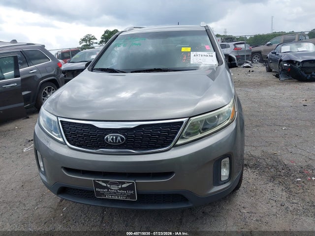 2015 Kia Sorento Lx მანქანა იყიდება აუქციონზე, vin: 5XYKT3A60FG557594, აუქციონის ნომერი: 45715030
