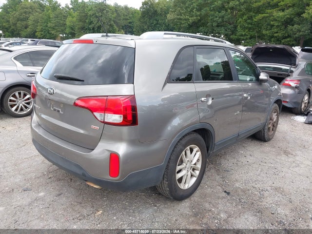 2015 Kia Sorento Lx მანქანა იყიდება აუქციონზე, vin: 5XYKT3A60FG557594, აუქციონის ნომერი: 45715030