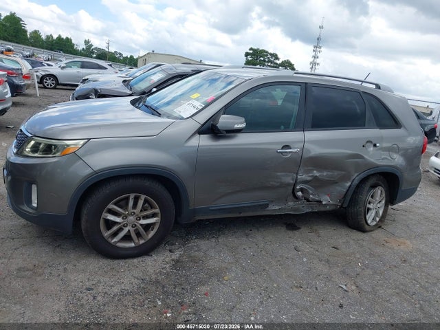 2015 Kia Sorento Lx მანქანა იყიდება აუქციონზე, vin: 5XYKT3A60FG557594, აუქციონის ნომერი: 45715030