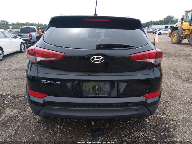 Продаж на аукціоні авто 2017 Hyundai Tucson Se, vin: KM8J33A45HU494936, номер лоту: 45715076