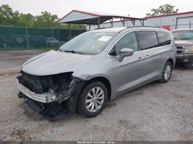 Aukcja sprzedaży 2017 Chrysler Pacifica Touring-l, vin: 2C4RC1BGXHR576176, numer aukcji: 45715079