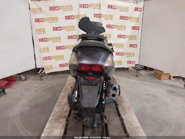 45715099 :رقم المزاد ، JH2PF01187K500725 vin ، 2007 Honda Fsc600 D مزاد بيع