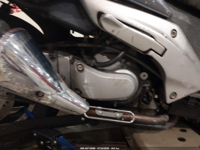 45715099 :رقم المزاد ، JH2PF01187K500725 vin ، 2007 Honda Fsc600 D مزاد بيع