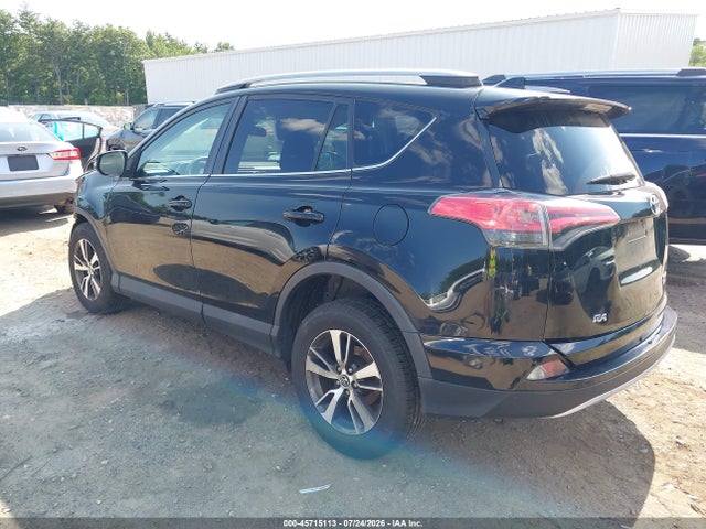Toyota Rav4 Xle 2017 2T3RFREV2HW662541 Image 3