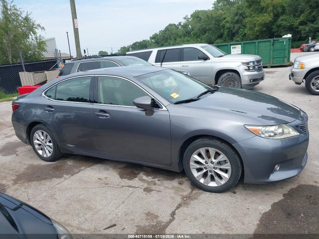 Продаж на аукціоні авто 2013 Lexus Es 300h, vin: JTHBW1GG9D2005013, номер лоту: 45715159