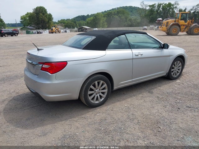 45715170 :رقم المزاد ، 1C3BCBEB8CN134255 vin ، 2012 Chrysler 200 Touring مزاد بيع