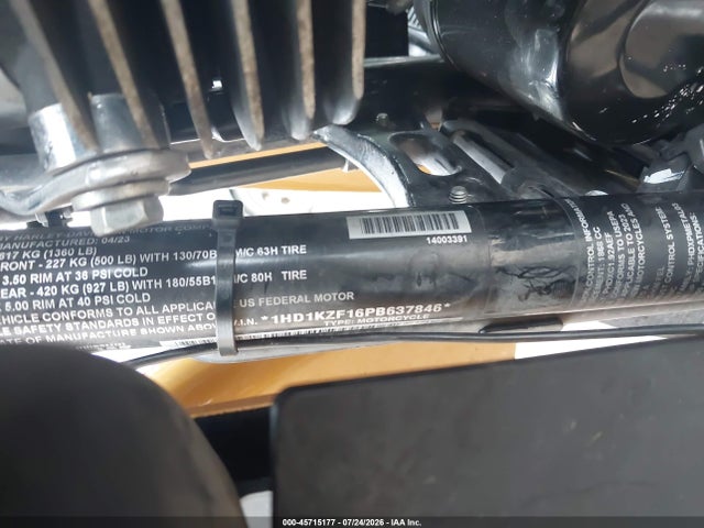 Harley-Davidson FLTRK 2023 1HD1KZF16PB637846 Image 10